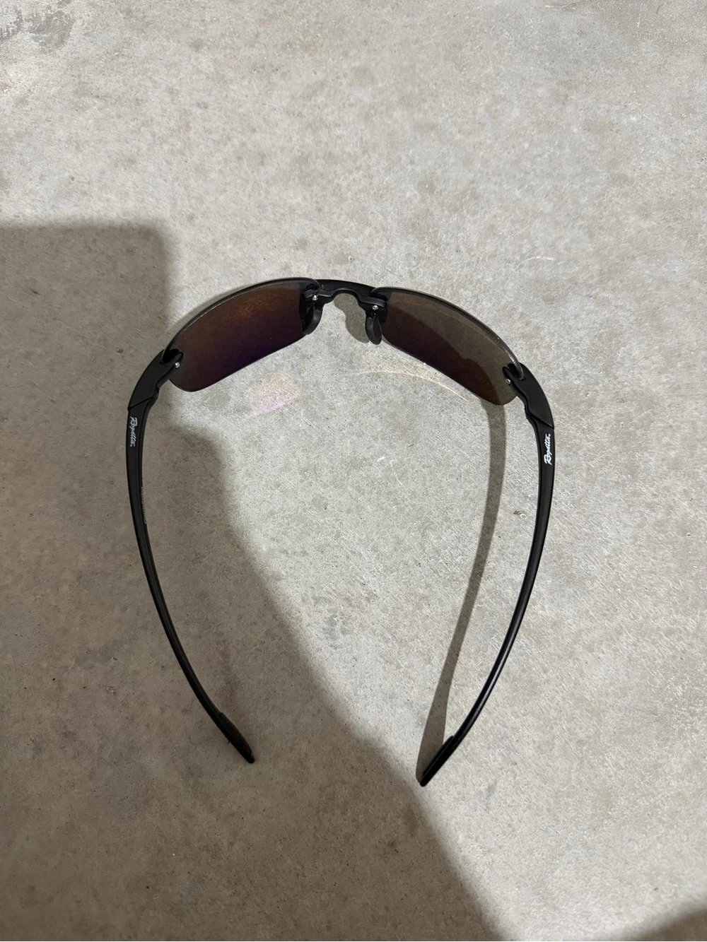 Men's Rimless Black Sunglasses - Polarized Lenses